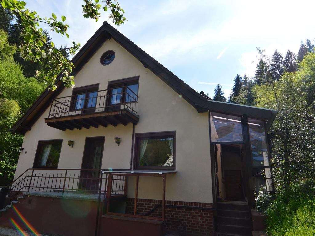 Holiday Home With Garden In Hellenthal Eifel Exteriör bild
