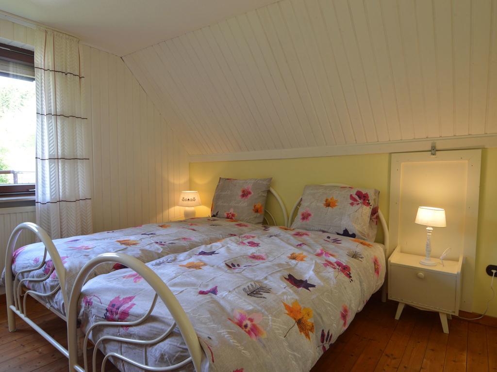 Holiday Home With Garden In Hellenthal Eifel Exteriör bild