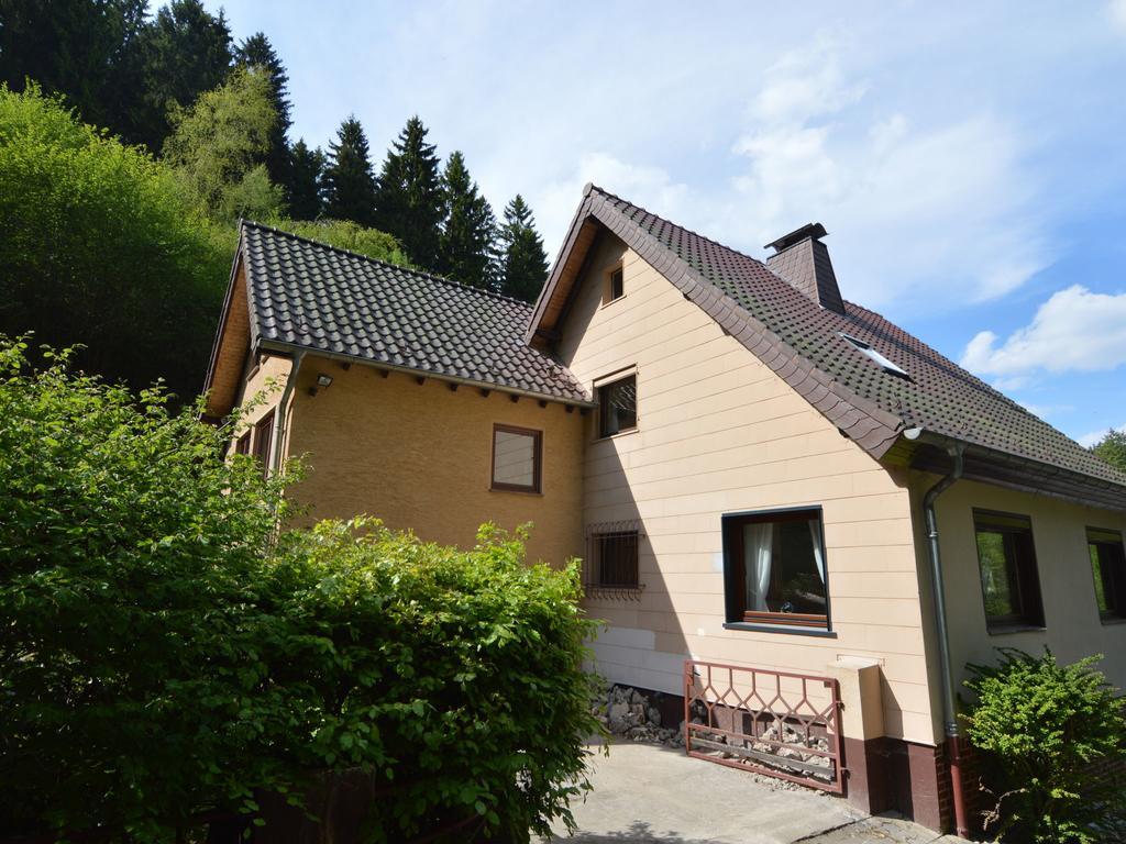 Holiday Home With Garden In Hellenthal Eifel Exteriör bild