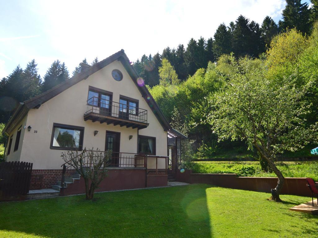 Holiday Home With Garden In Hellenthal Eifel Exteriör bild